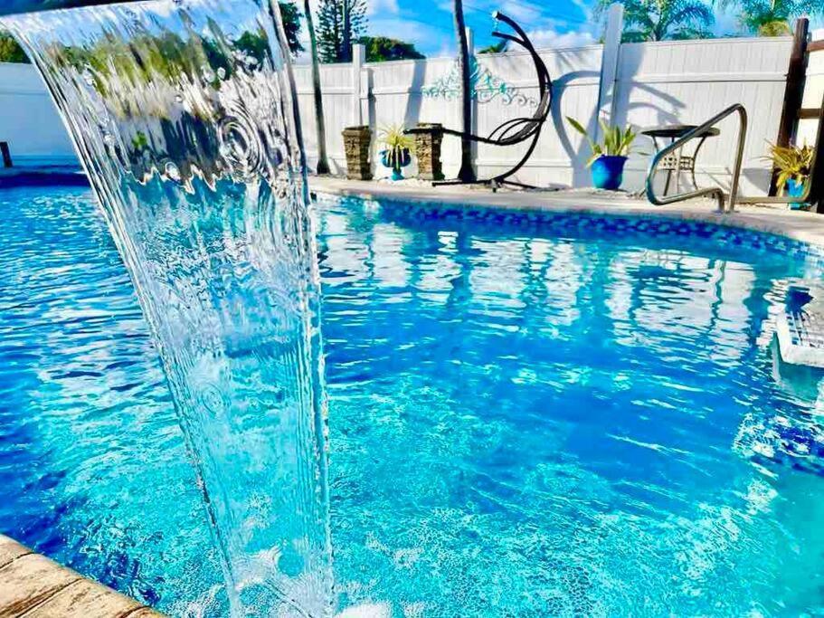 Jungle To Beach 4 R 3 Bedroom Family And Pet Heated Pool N Airport N Beach N Hard Rock Fort Lauderdale Exterior photo